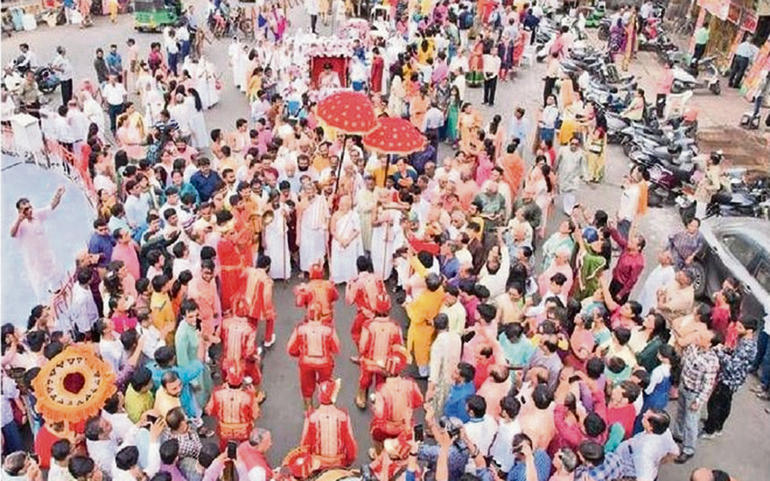 સંસ્કાર નગરી વડોદરા બની તપસ્વ સંસ્કાર નગરી વડોદરા બની તપસ્વ