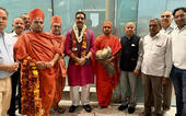 વડતાલ ગાદીના ભાવિ આચાર્યની લં