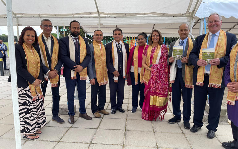 ઇન્ડિયા ગાર્ડન્સઃ એકતાના સામ ઇન્ડિયા ગાર્ડન્સઃ એકતાના સામ