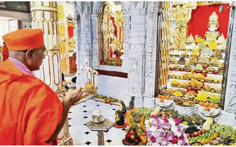 મણિનગર સ્વામિનારાયણ મંદિરનો 79... મણિનગર સ્વામિનારાયણ મંદિરનો 79...