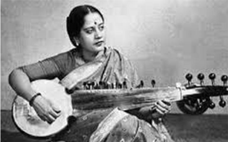 પ્રથમ મહિલા સરોદ વાદક : શરણ રાન