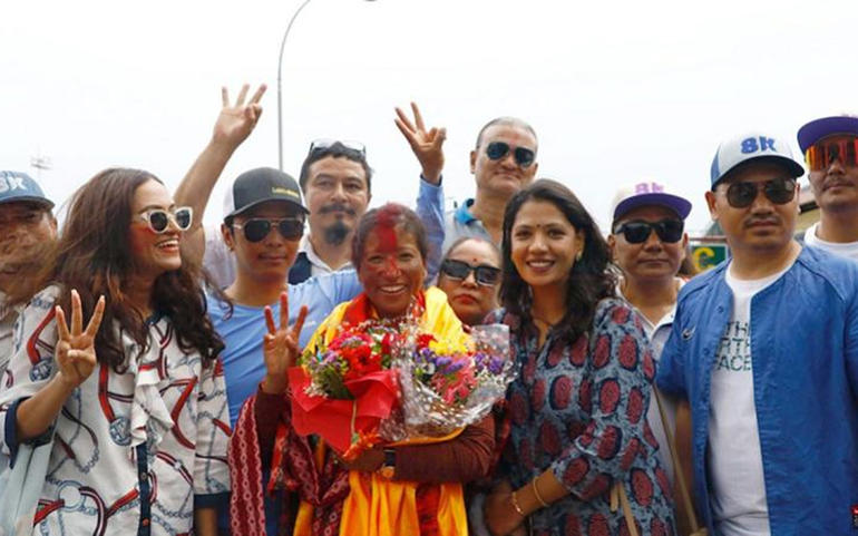 નેપાળી પૂર્ણિમાની સિદ્ધિઃ બે 