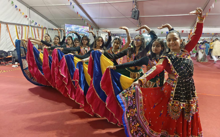 SKLPUK દ્વારા યુરોપનો સૌથી મોટો નવરાત્રિ મહોત્સવ ઉજવાયો SKLPUK દ્વારા યુરોપનો સૌથી મોટો નવરાત્રિ મહોત્સવ ઉજવાયો