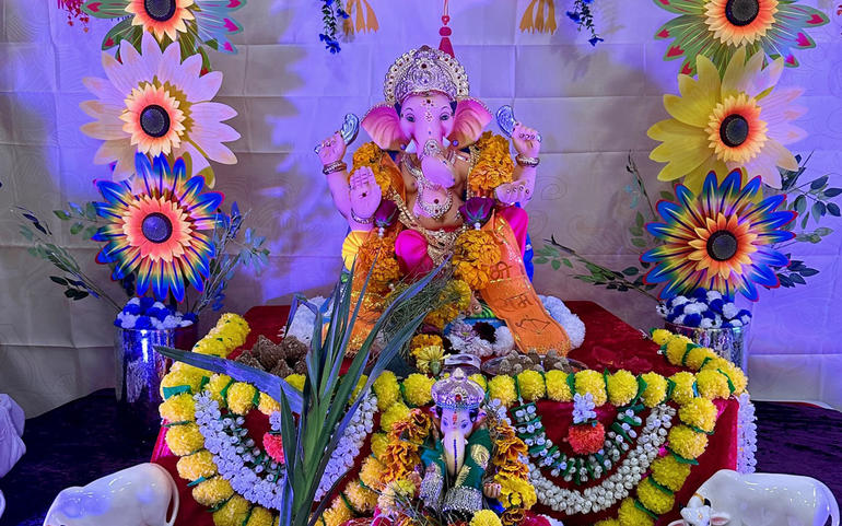 હનુમાન મંદિર - સારંગપુર ધામ લે હનુમાન મંદિર - સારંગપુર ધામ લે
