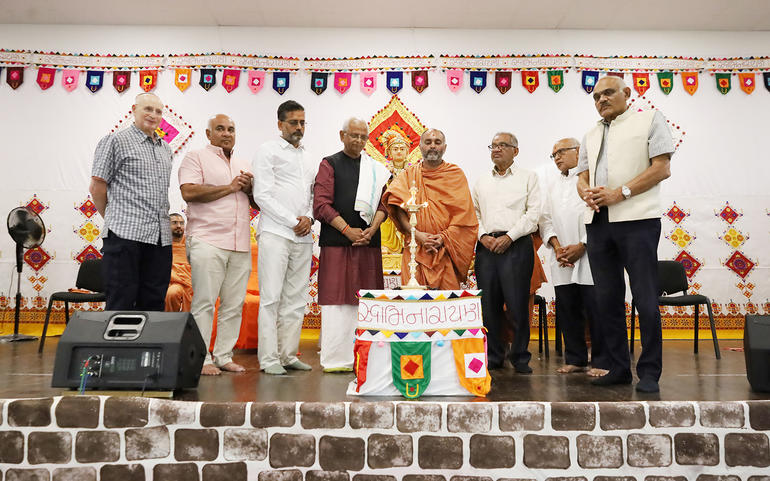 સનાતન ધર્મ સૌથી પ્રાચીન હોવા છ... સનાતન ધર્મ સૌથી પ્રાચીન હોવા છ...