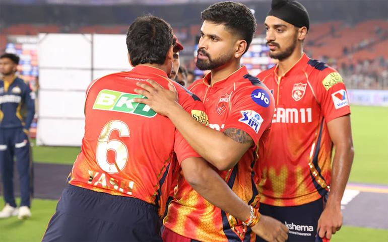 આઇપીએલ-18 મેચ કાર્ડઃ કોણ કોની સા... આઇપીએલ-18 મેચ કાર્ડઃ કોણ કોની સા...