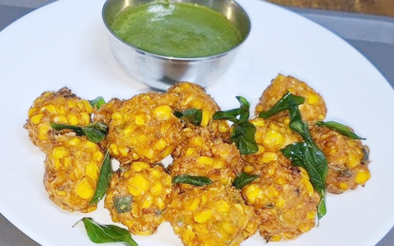 કોર્ન પકોડા... કોર્ન પકોડા...