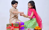 સંબંધની મીઠાશ, એક તાંતણે બાંધત...