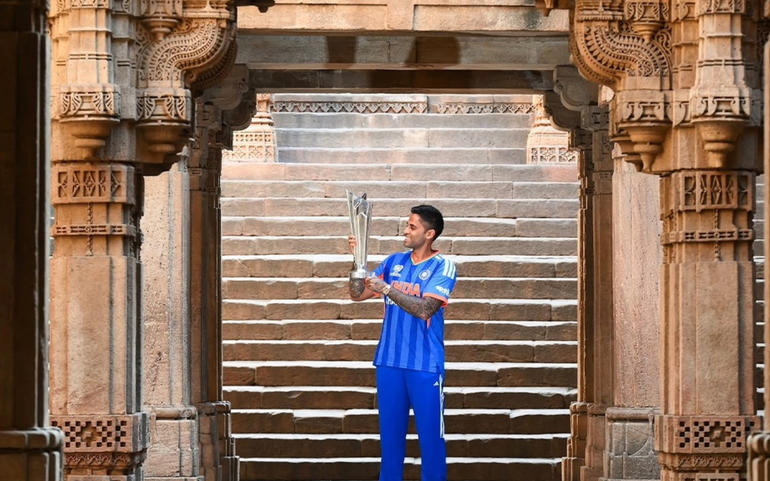 ટી20 વર્લ્ડકપઃ ભારત ફરી એક વખત વ... ટી20 વર્લ્ડકપઃ ભારત ફરી એક વખત વ...