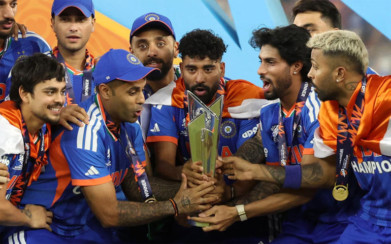 ભારતે ટી20 વર્લ્ડ કપ જીતીને આ પા... ભારતે ટી20 વર્લ્ડ કપ જીતીને આ પા...