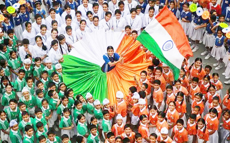 15 ઓગસ્ટ અને દેશપ્રેમ... 15 ઓગસ્ટ અને દેશપ્રેમ...