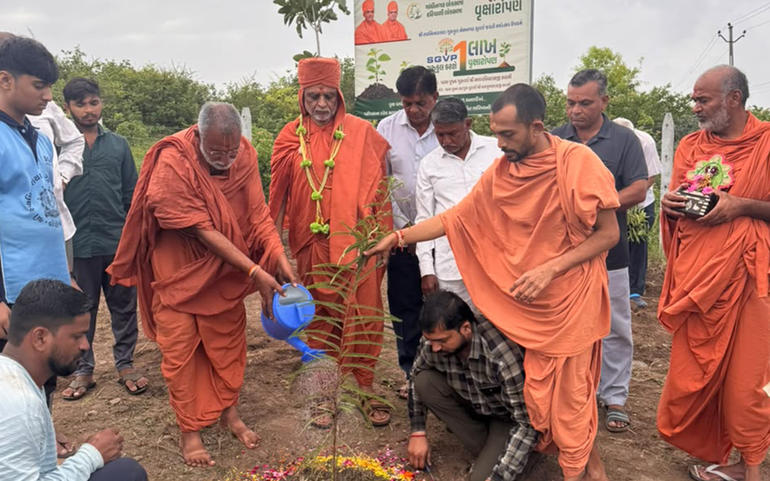 દ્રોણેશ્વર એસજીવીપી દ્વારા વ દ્રોણેશ્વર એસજીવીપી દ્વારા વ