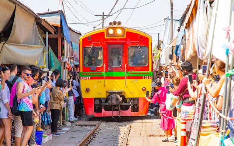 Thailand Train1