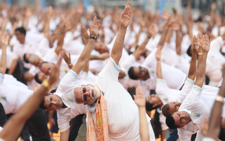modi yoga5