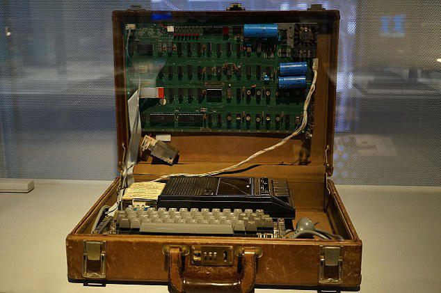 Apple's 1st Generation computer