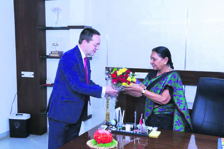 British High com. with CM