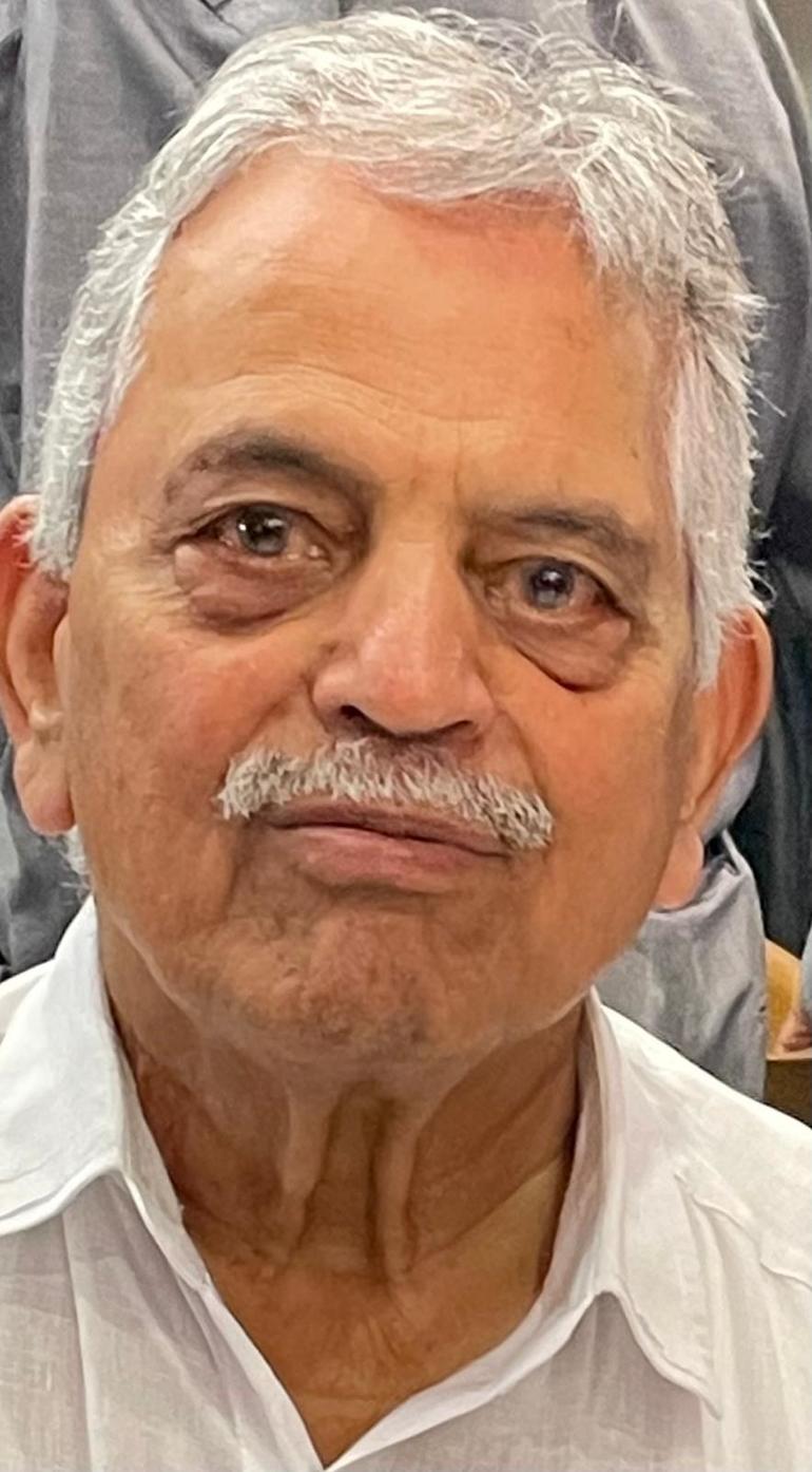 Dr Vipin Trivedi