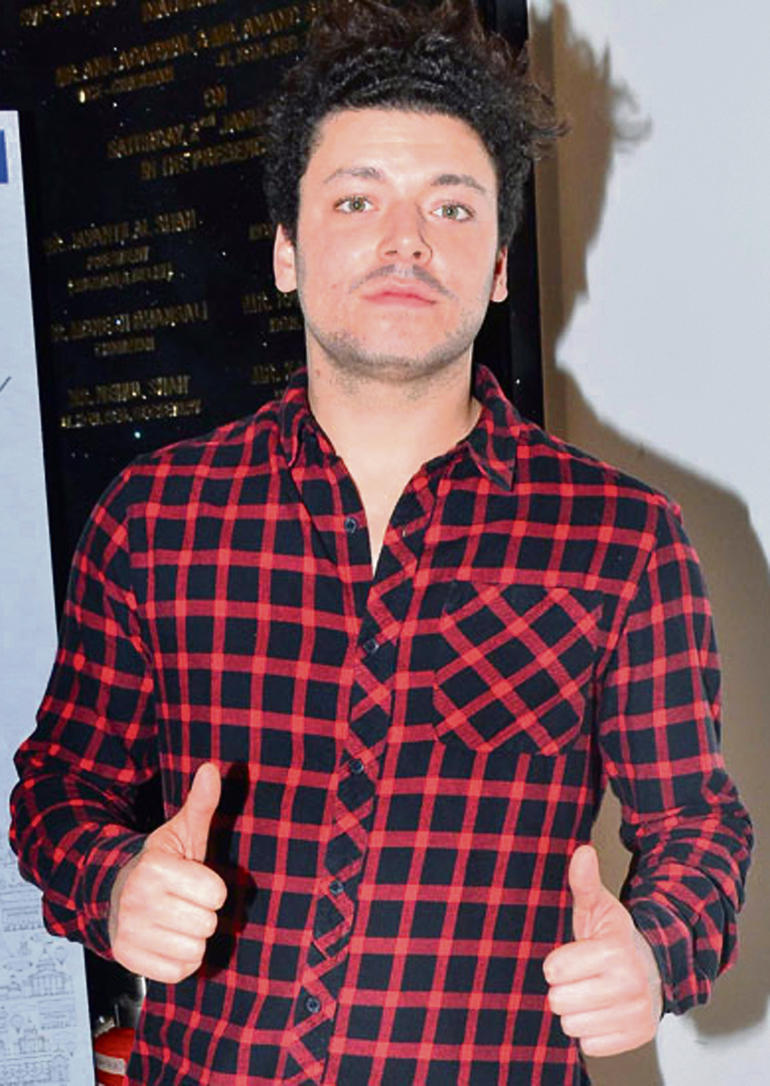 French actor Kev Adams bowled over by Kangana copy