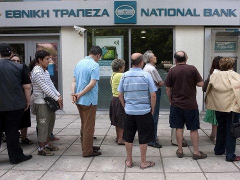greek-bank-line