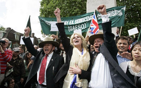 Joanna Lumley with retired Gurkha soldiers in 2009