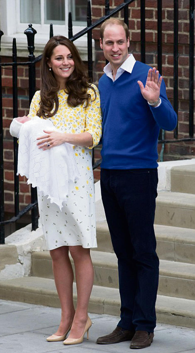 Kate-William with New baby-2
