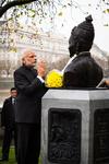 Mr Modi unveiling Basaweshwara Statue 1