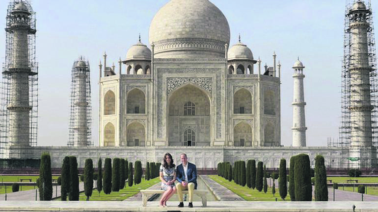Prince William and Kate at Taj Mahal