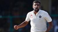 R. Ashwin 1 R. Ashwin 1