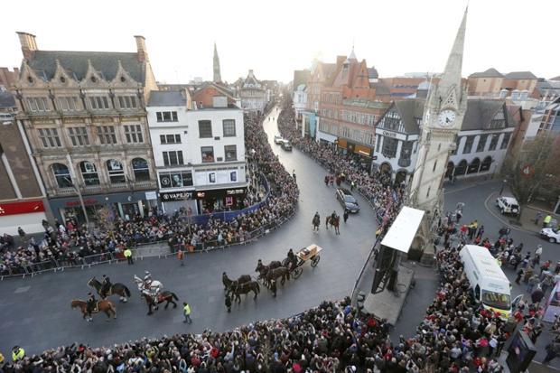 Richard III - Procession