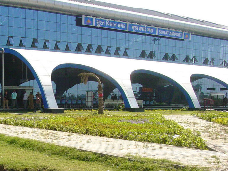 surat airport