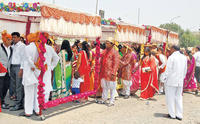 Surat marriage