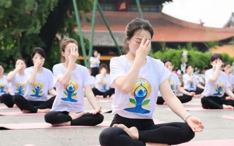 yoga1